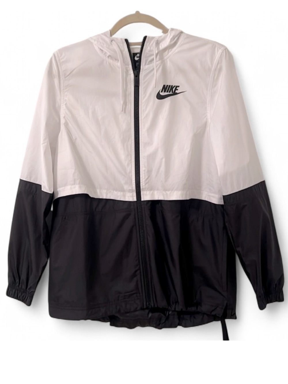 Nike Windbreaker Jacket XS